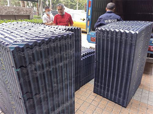 中央空調降噪治理方案,中央空調冷卻塔降噪